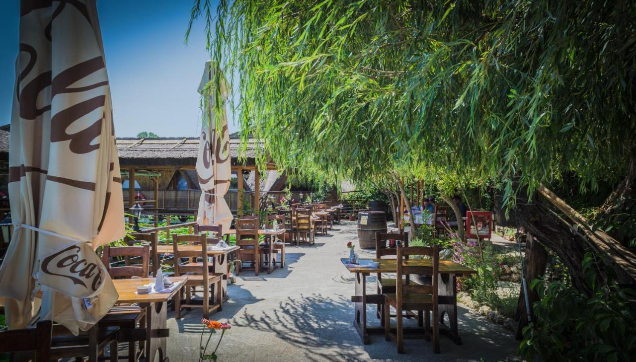 Hotel Insula Neptun Bagian luar foto