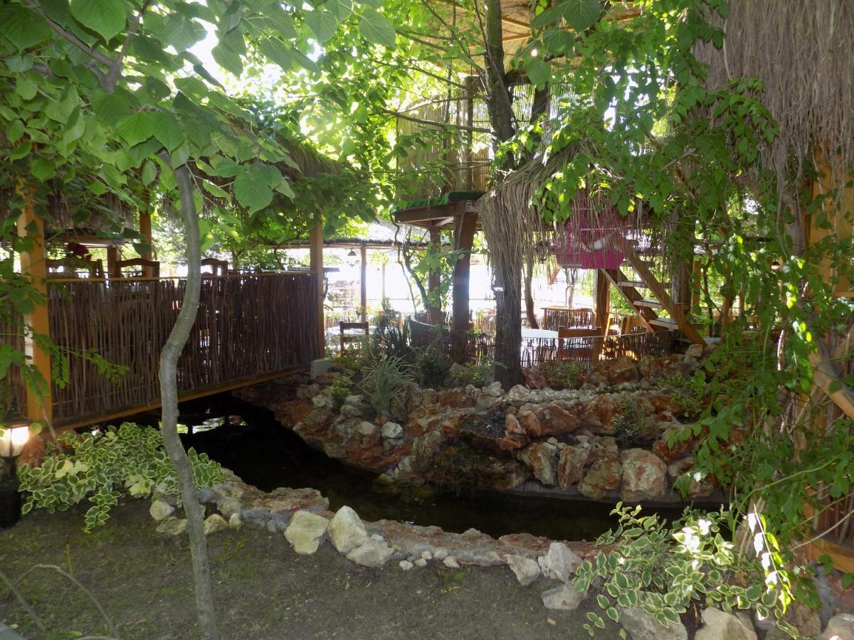 Hotel Insula Neptun Bagian luar foto